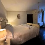 Antica Foresteria Karolingia Bed & Breakfast Ponte Di Legno