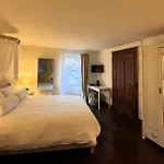 Bed & Breakfast Antica Foresteria Karolingia 3*